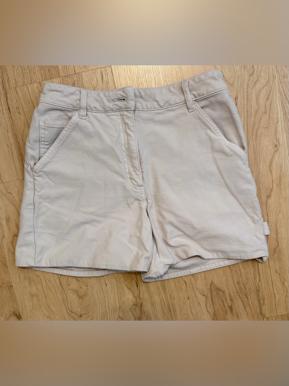 Aritzia Wilfred Shorts - SIZE 4